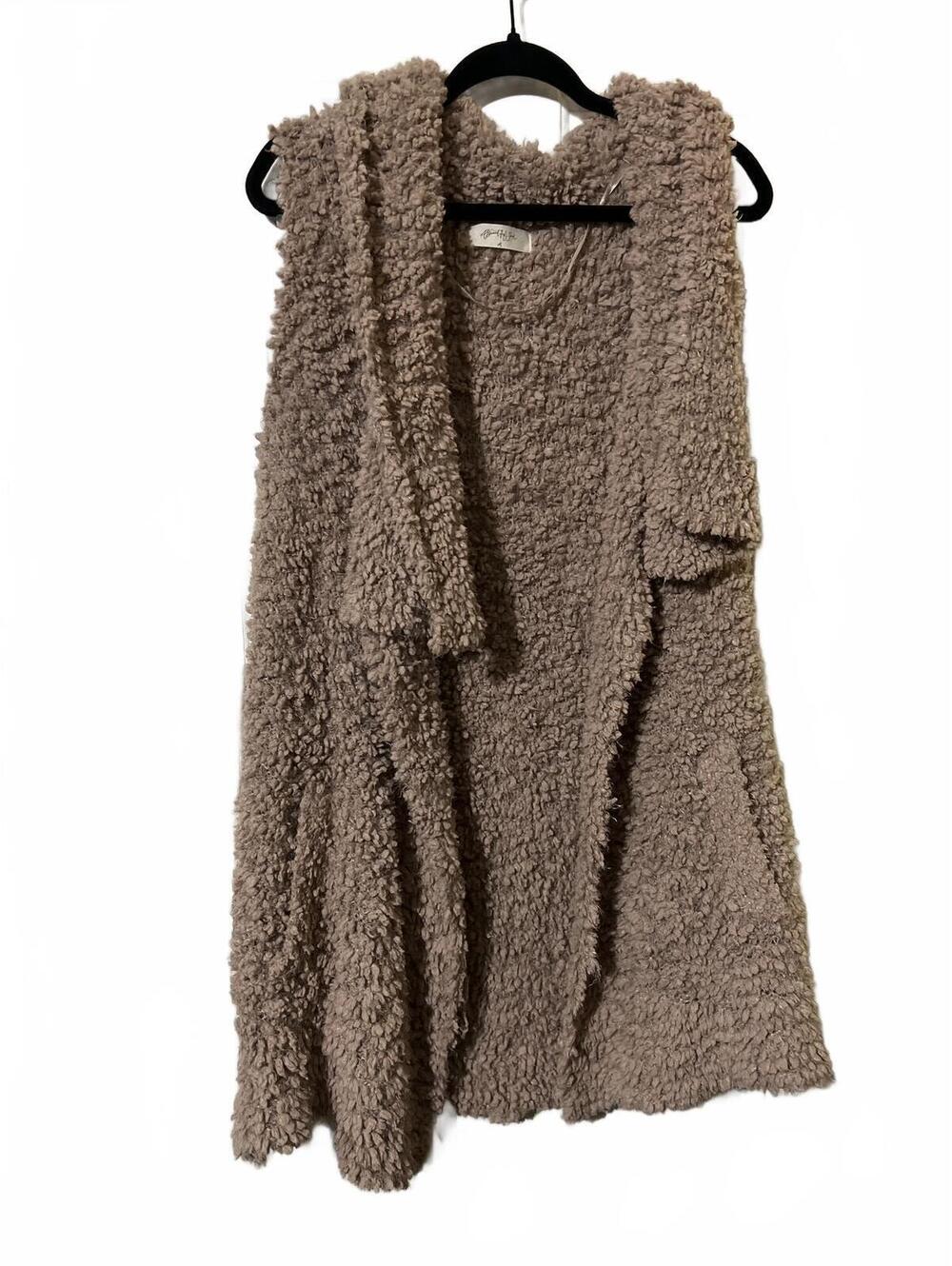 A Beautiful Soul Taupe Sherpa Fleece Vest, One size - Picture 2 of 5
